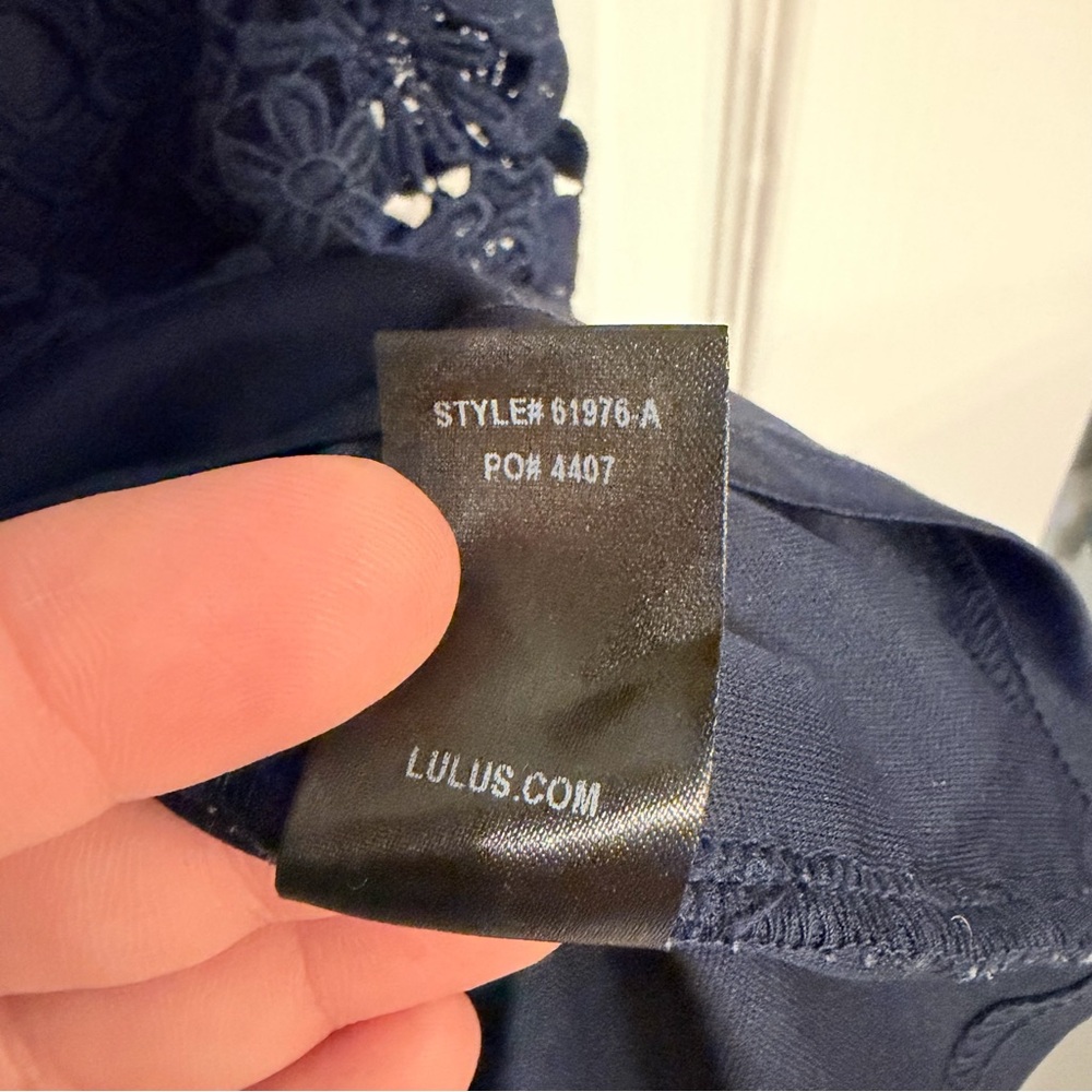 Lulus Love Poem Navy Blue Lace Halter Mini Dress Size Large - Picture 11 of 12